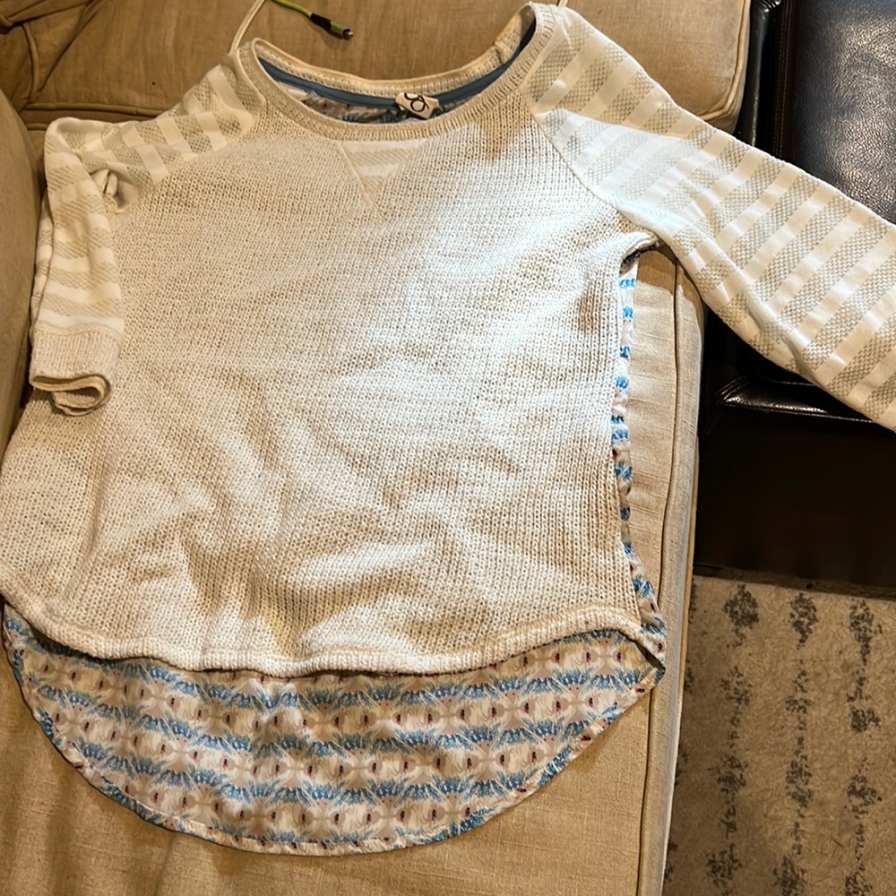 Womens blouse. Size medium From Anthropologie
